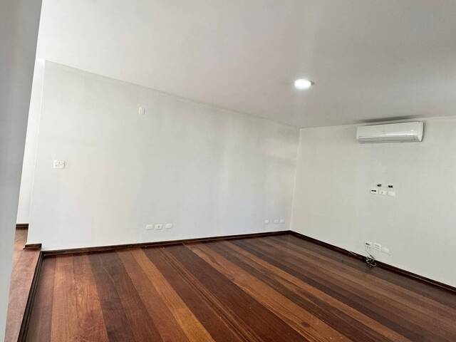 #CA0255 - Casa para Locação em Santana de Parnaíba - SP